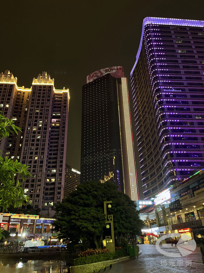 東莞市希爾頓酒店樓體亮化工程實(shí)景圖